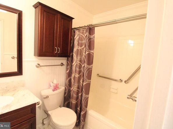 6141 Edsall Road E, Alexandria VA 22304