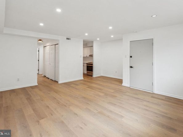 6901 Valley Avenue D1, Philadelphia PA 19128