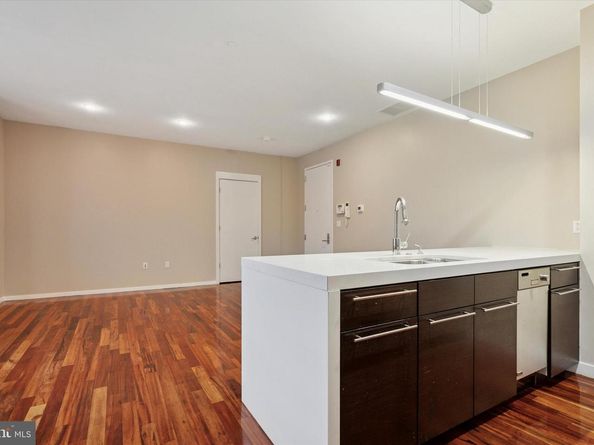 4200 Pine Street 103, Philadelphia PA 19104