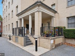 4200 Pine Street 103, Philadelphia PA 19104