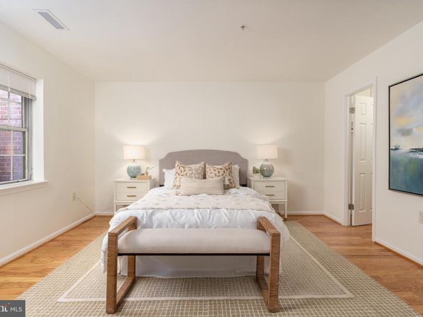 3806 Porter Street NW 101, Washington DC 20016