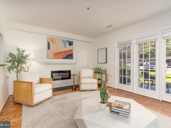 3806 Porter Street NW 101, Washington DC 20016