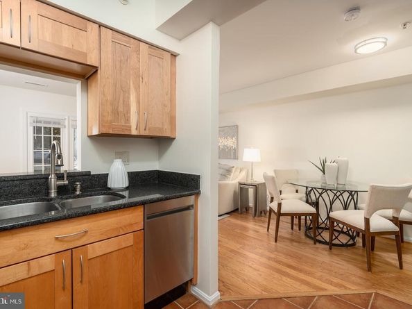 3806 Porter Street NW 101, Washington DC 20016