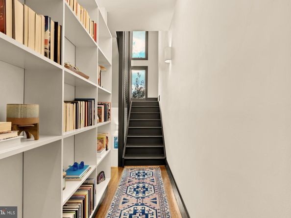 951 14TH Street SE, Washington DC 20003