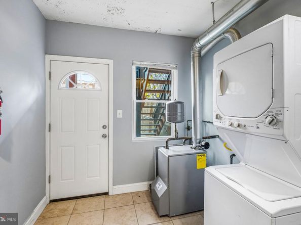 330 20TH Street NE, Washington DC 20002