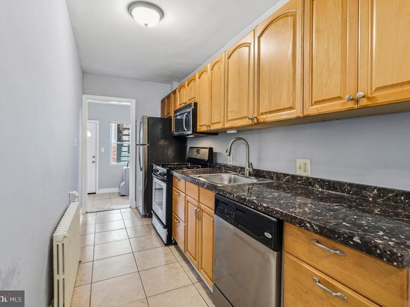 330 20TH Street NE, Washington DC 20002