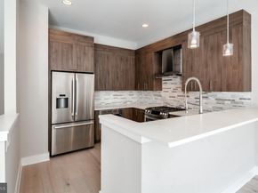 250 Poplar Street, Philadelphia PA 19123