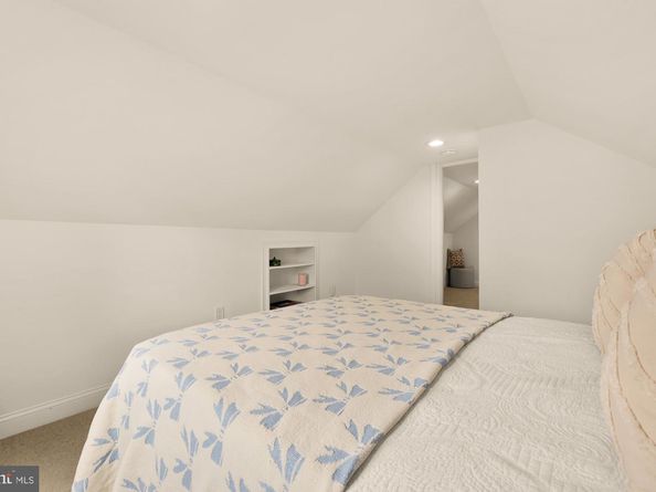 6728 Barrett Road, Falls Church VA 22042