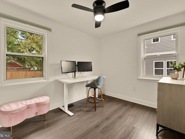 6728 Barrett Road, Falls Church VA 22042