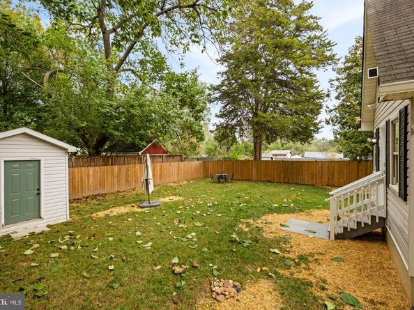 6728 Barrett Road, Falls Church VA 22042