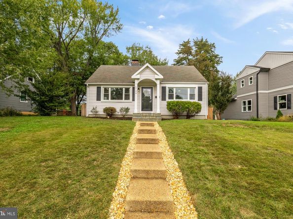 6728 Barrett Road, Falls Church VA 22042