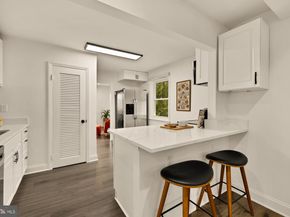 6728 Barrett Road, Falls Church VA 22042