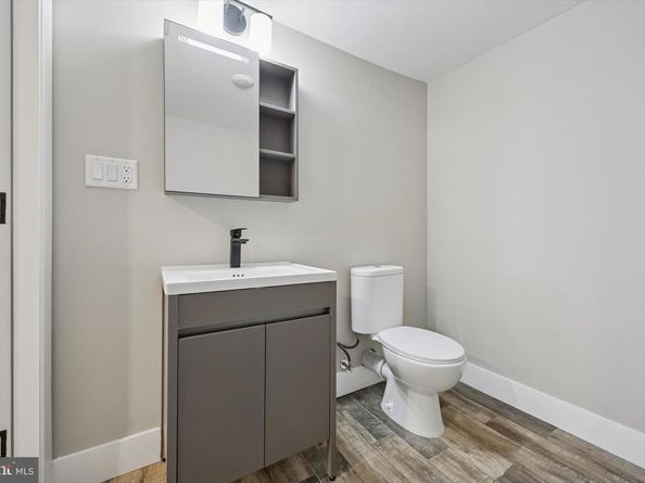523 Gerritt Street, Philadelphia PA 19147