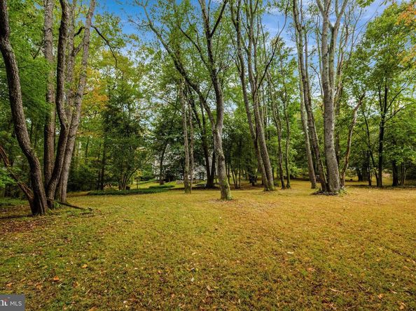 1827 Post Oak Trail, Reston VA 20191