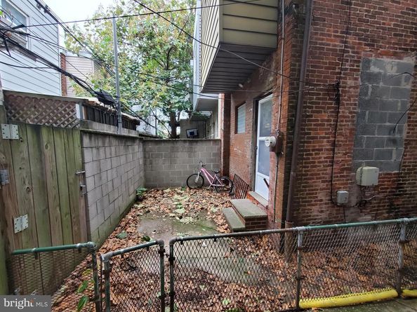 2518 S American Street, Philadelphia PA 19148