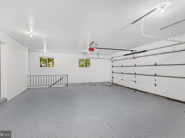 8500 Horseshoe Lane, Potomac MD 20854