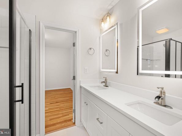 8500 Horseshoe Lane, Potomac MD 20854