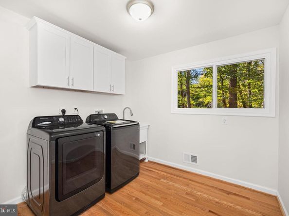 8500 Horseshoe Lane, Potomac MD 20854