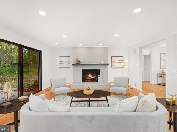 8500 Horseshoe Lane, Potomac MD 20854