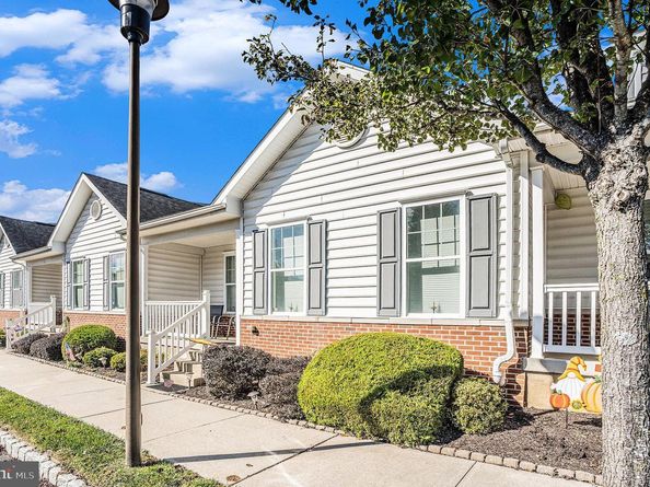 15022 Dahlia Drive, Philadelphia PA 19116