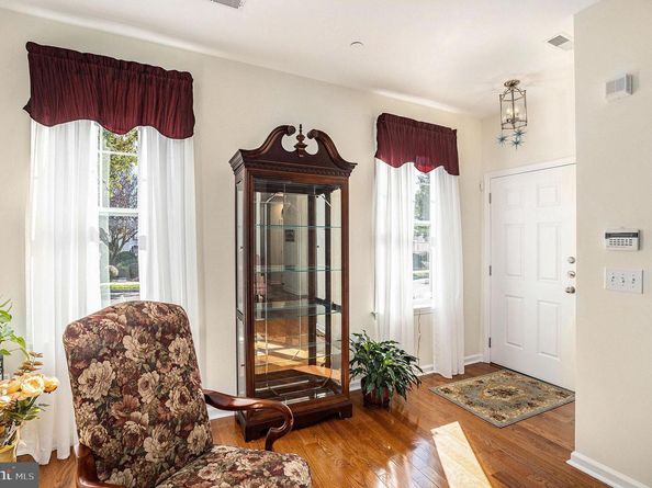 15022 Dahlia Drive, Philadelphia PA 19116