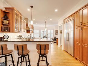 2807 1st Road N, Arlington VA 22201