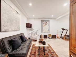 2807 1st Road N, Arlington VA 22201