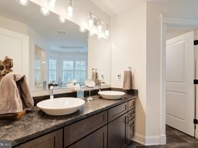 2807 1st Road N, Arlington VA 22201