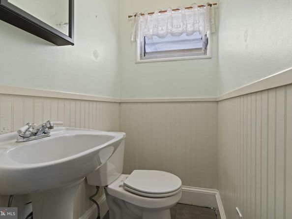 824 Lindale Avenue, Drexel Hill PA 19026