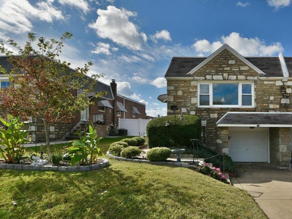 806 Griffith Street, Philadelphia PA 19111