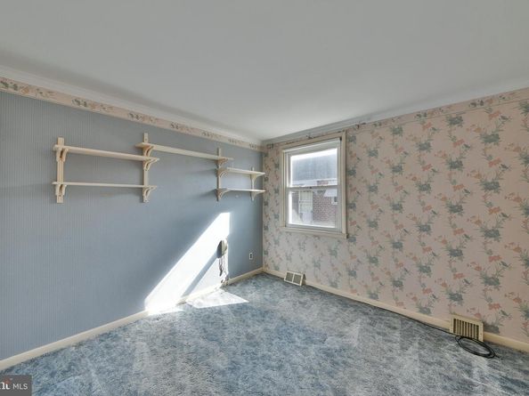 806 Griffith Street, Philadelphia PA 19111
