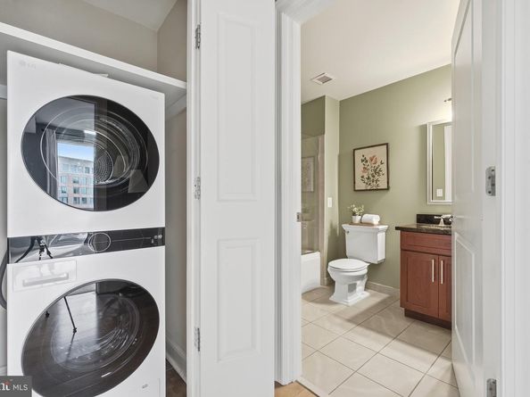 2050 Jamieson Avenue 1005, Alexandria VA 22314