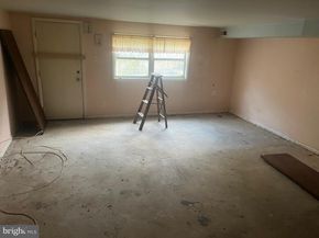 9246 Edmund Street, Philadelphia PA 19114