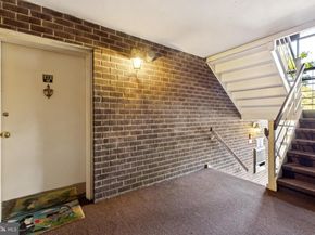 1413 Northgate Square 13/12B, Reston VA 20190