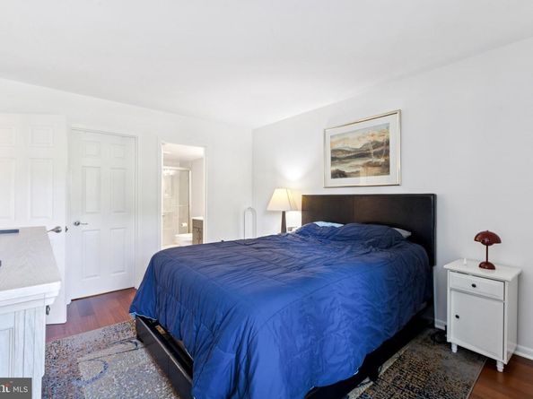 1413 Northgate Square 13/12B, Reston VA 20190
