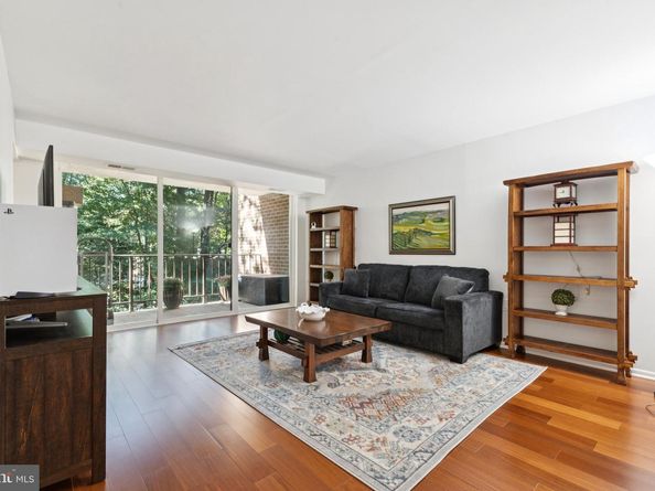 1413 Northgate Square 13/12B, Reston VA 20190