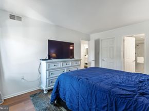 1413 Northgate Square 13/12B, Reston VA 20190