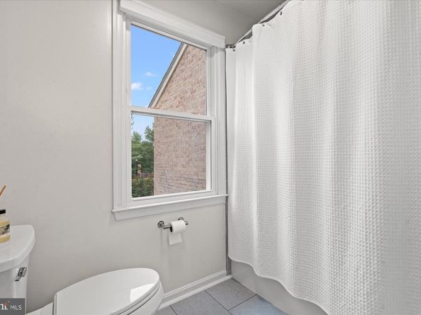 32 Carriage House Circle, Alexandria VA 22304