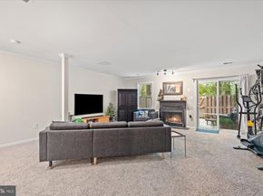 32 Carriage House Circle, Alexandria VA 22304