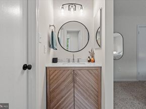 32 Carriage House Circle, Alexandria VA 22304