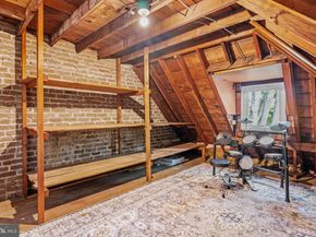 8023 Seminole Street, Philadelphia PA 19118
