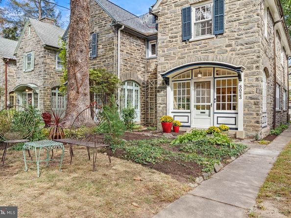 8023 Seminole Street, Philadelphia PA 19118