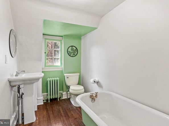 8023 Seminole Street, Philadelphia PA 19118