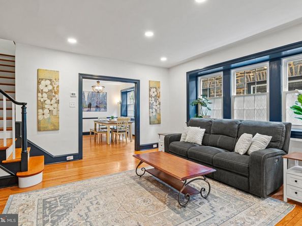 8023 Seminole Street, Philadelphia PA 19118