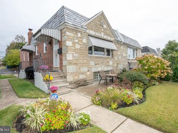 1409 Faunce Street