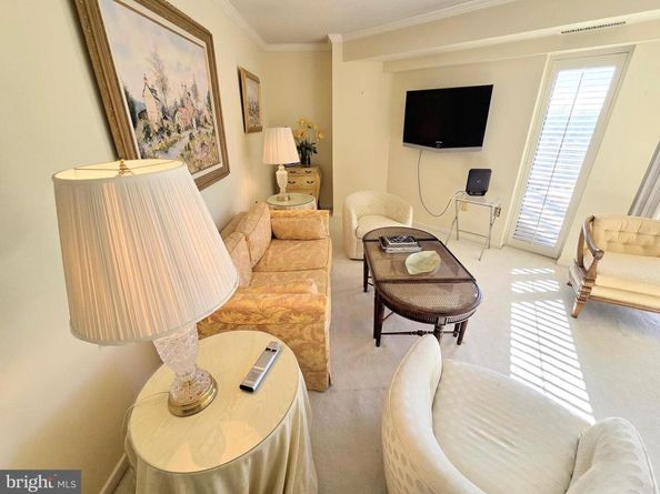 2111 Wisconsin Avenue NW 401, Washington DC 20007