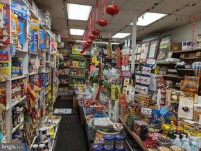 2555 S Warnock Street, Philadelphia PA 19148
