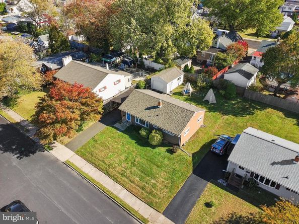 423 Barclay Avenue, Morrisville PA 19067