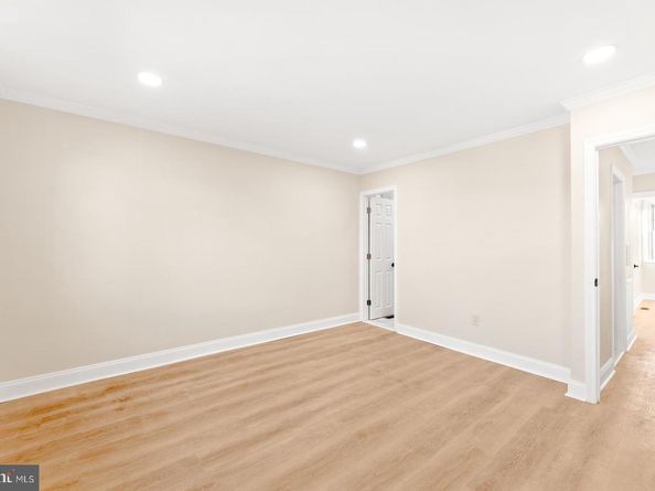 138 E Fariston Drive, Philadelphia PA 19120