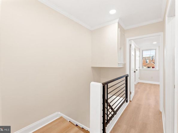 138 E Fariston Drive, Philadelphia PA 19120